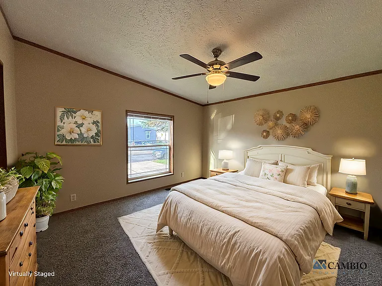 481 Spanish Oak Ln — Photo 2