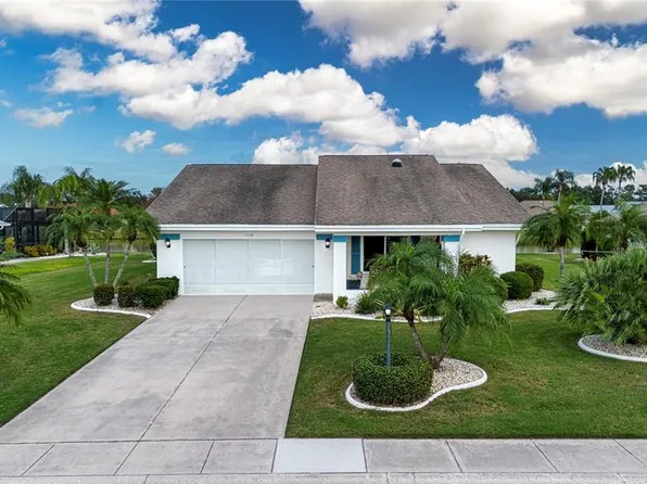 1709 Wedge Ct, Sun City Center, FL 33573