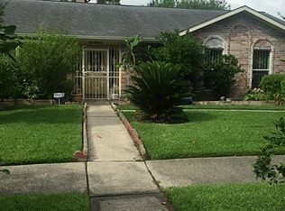 6714 Deer Ridge Ln, Houston, TX 77086