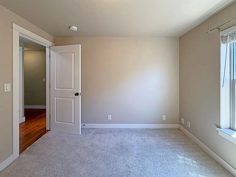 1434 Leaf Ln — Photo 23