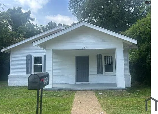 215 Dewitt Ave
