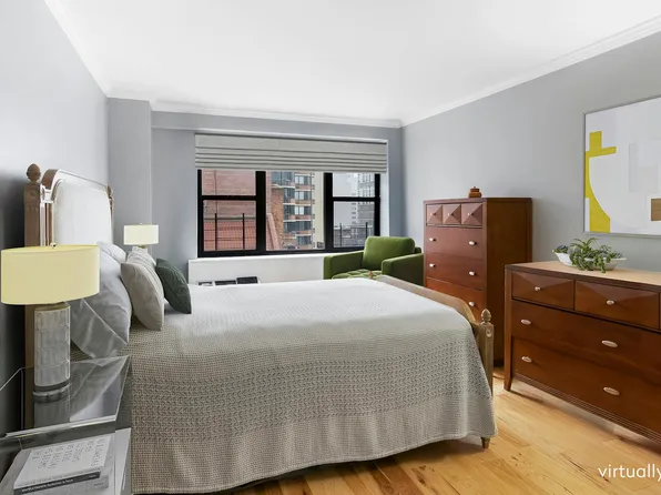 340 East 74th Street image 4 of 12