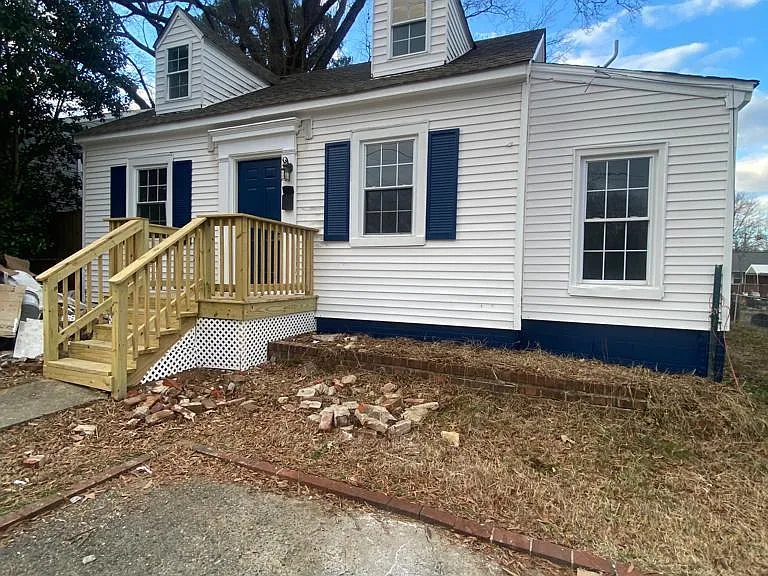 108 N Ivy Ave — Photo 1