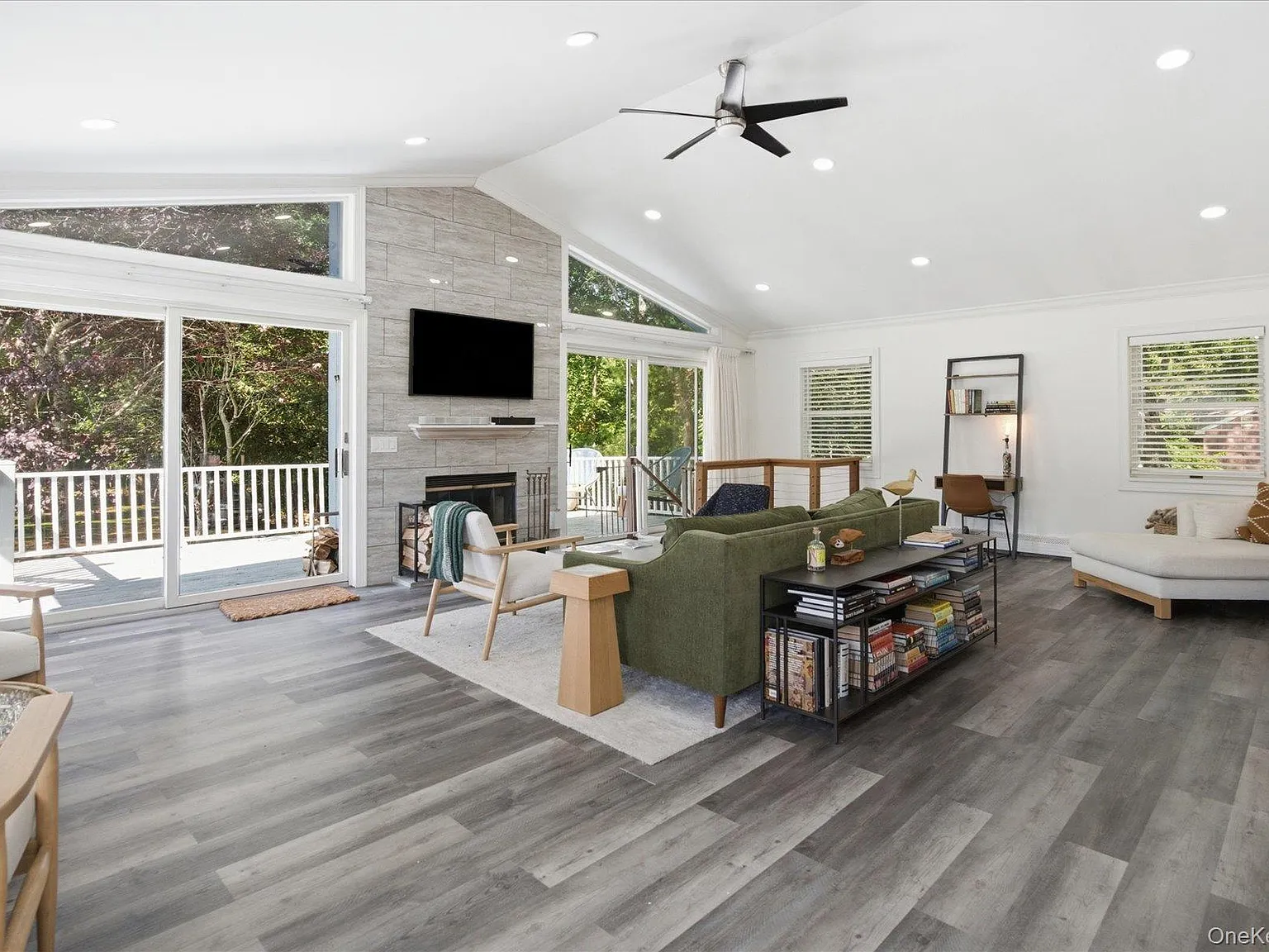 3 bed, 3.0 bath, 2200 sqft, $12,000 — Photo 3