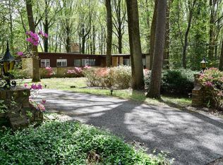 1 Kenmont Ct, Owings Mills, MD 21117