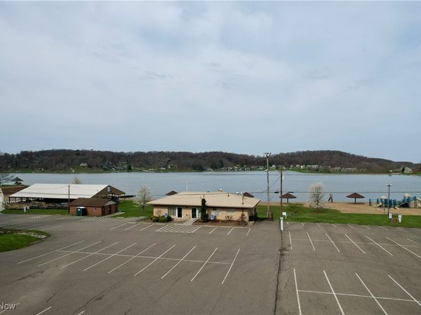 83 Oneida Trl, Malvern, OH 44644