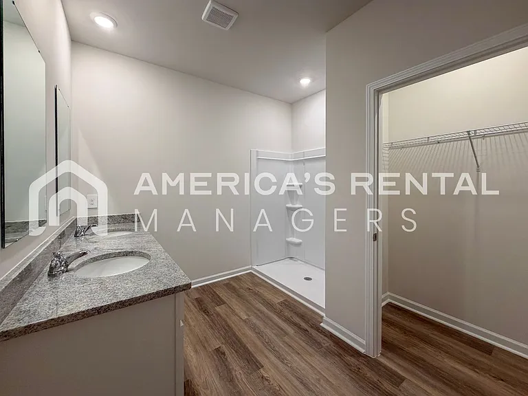 171 Keller Dr — Photo 36