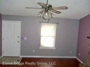 1410 Forest Lake Dr, Hinesville, GA 31313