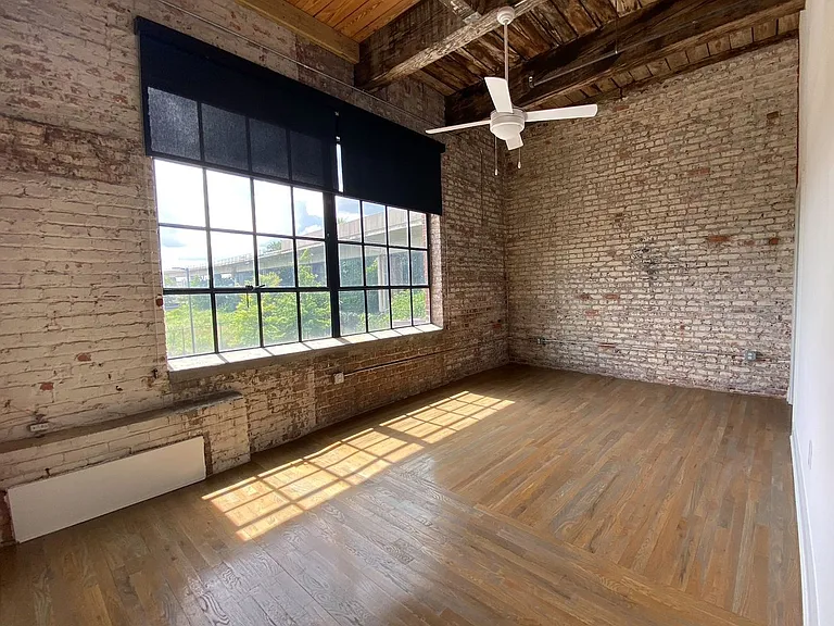 Lofts At Abrams Fixtures — Photo 23