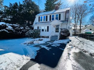 98 Hancock St, Lexington, MA 02420