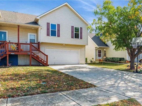 415 S Woodson Ln, Gardner, KS 66030