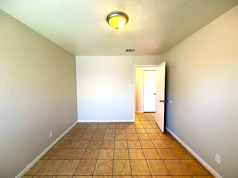 1301 Cinch Dr #A — Photo 21