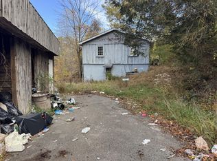 78 Happy Hl, Charleston, WV 25314