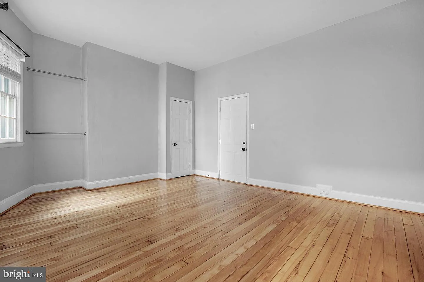 1 bed, 1200 sqft, $1,500 — Photo 4
