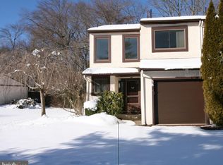 58 Five Crown Royal, Marlton, NJ 08053