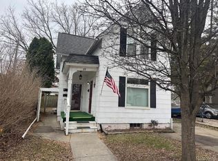 17 Stapleton St, Mount Clemens, MI