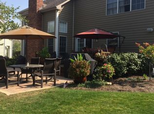 39W272 Sheldon Ln, Geneva, IL 60134