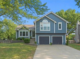 15650 W 140th Ter, Olathe, KS 66062