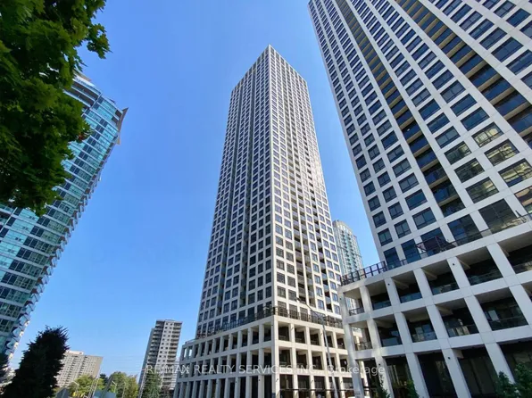 30 Elm Dr W, Mississauga, ON