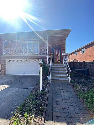 1st image of 2327 Delanoy Ave Floor 1