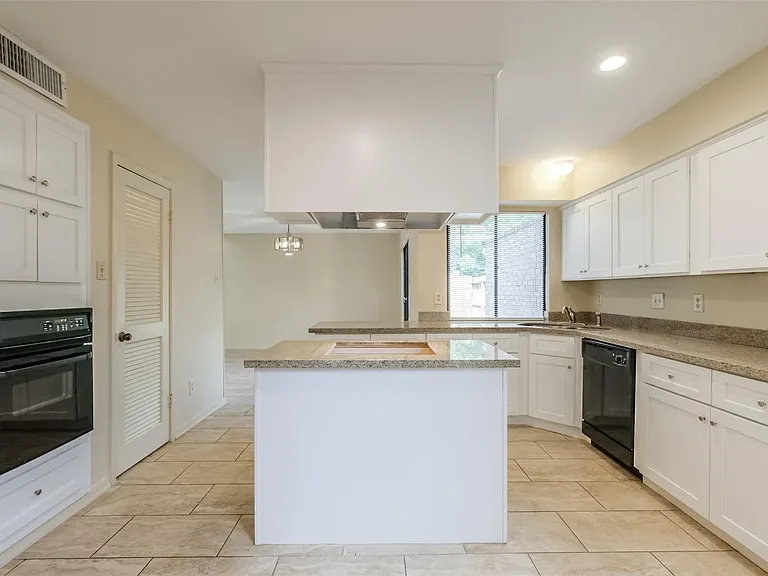 514 Shady Dale Dr — Photo 14