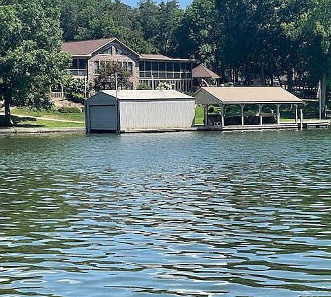 3rd image of 6126 Dogwood Dr