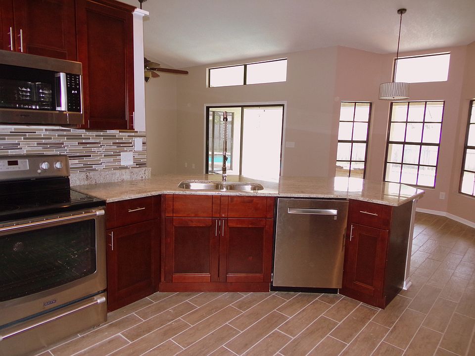 1st image of 11802 Country Cove Way