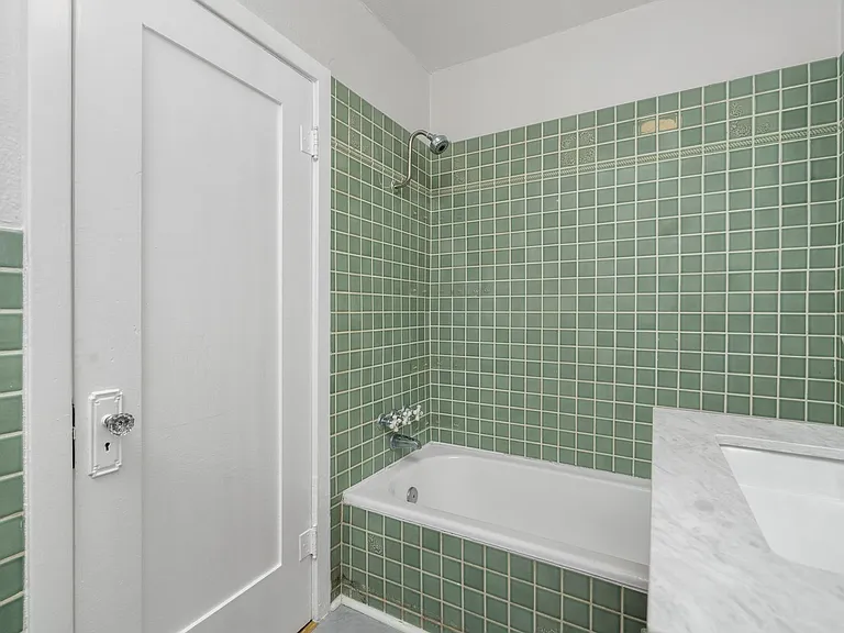 553 N. Pine St. — Photo 12