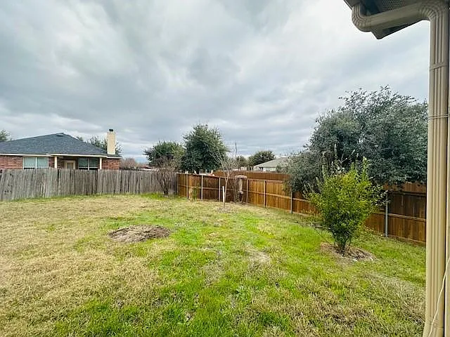 18501 Blue Pond Dr — Photo 29