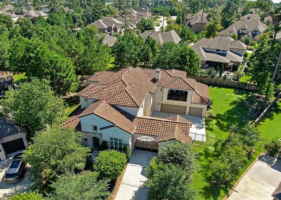 Stunning cul-de-sac lot with mature trees and superior landscaping!