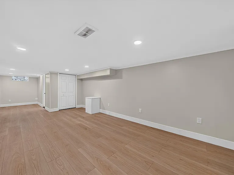 2115 E Hudson Ave — Photo 10