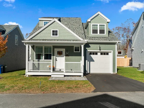 11 Ivy Hill Road #11, Waterford, CT 06385