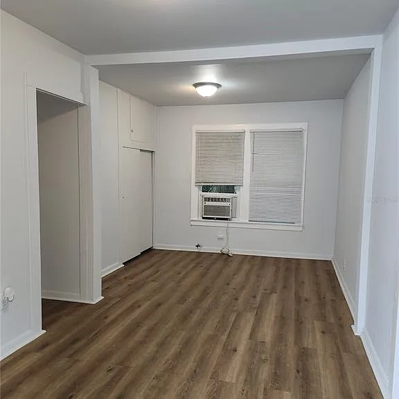 421 NW 10th Ave — Photo 3