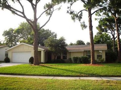 7211 Channelside Ln N, Pinellas Park, FL, 33781