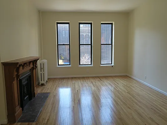 Rented by Alexander Hidalgo, Inc. | media 19