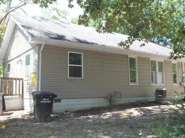 702 W Walnut St, Carbondale, IL 62901