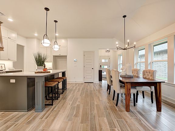 7th image of this home