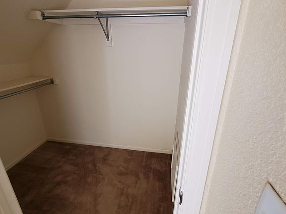 Master Walk In Closet