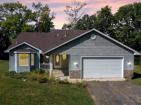 513 5th St SW, Saint Michael, MN 55376