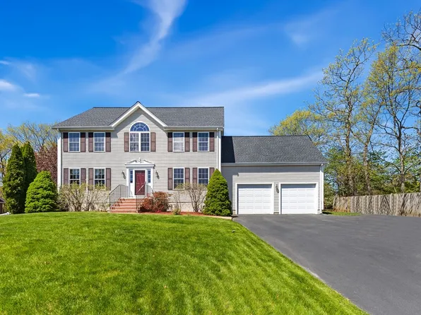 102 Quail Creek Rd, North Attleboro, MA 02760