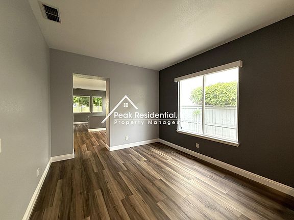 4th image of 1479 Berriedale Ct