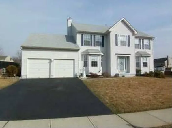 18 Samuel Dr, South River, NJ 08882