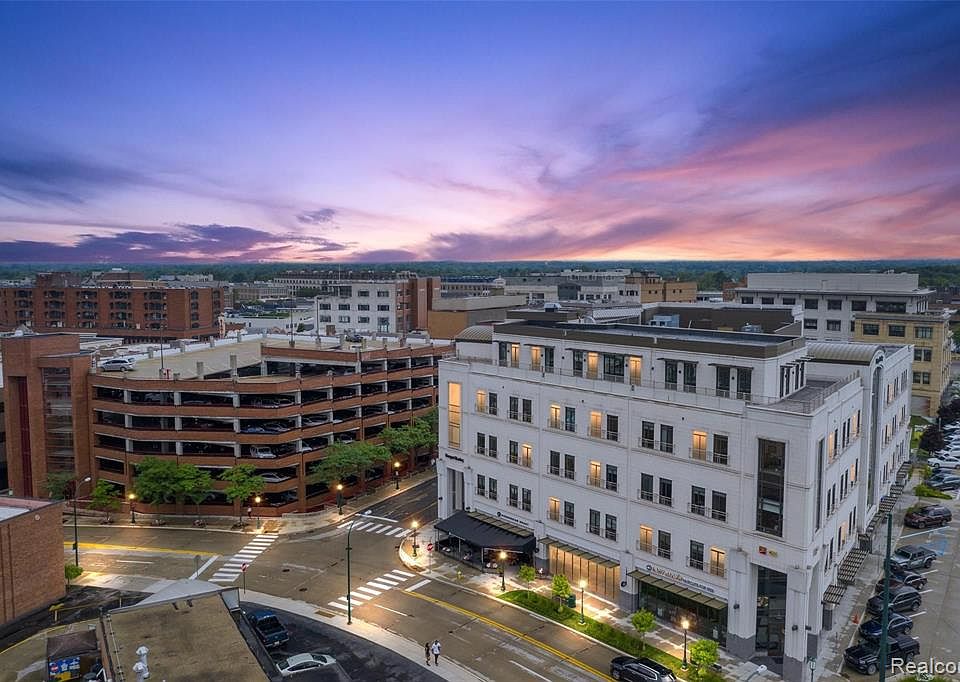 1st image of 34901 Woodward Ave #500