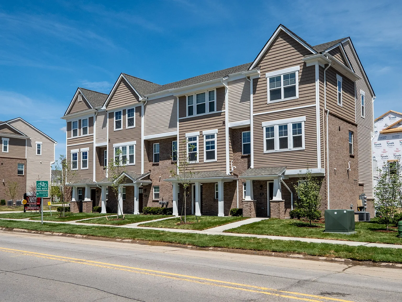 2500 Normandy Rd — Photo 2