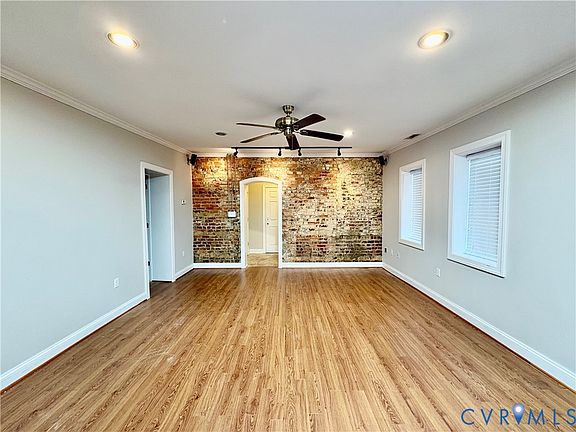 2nd image of 102 N Lombardy St APT 3