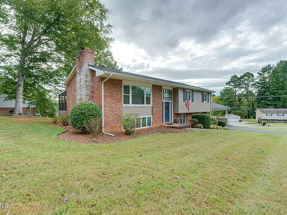 2nd image of 765 Greengate Rd