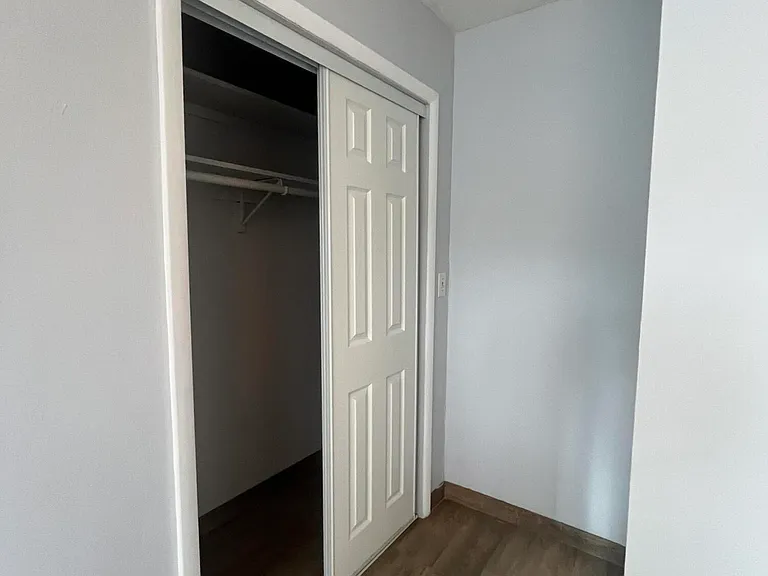 1421 SE 2nd St #2 — Photo 7