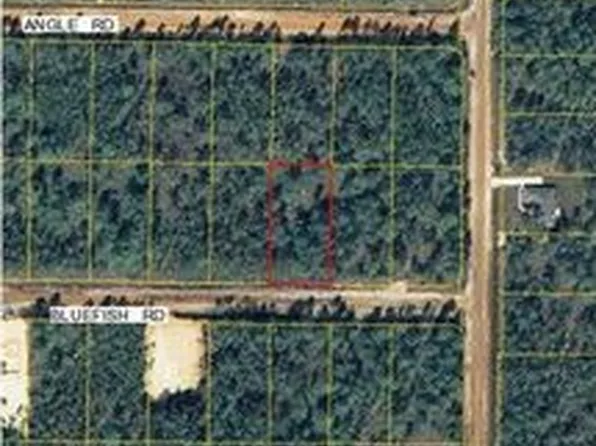6654 Bluefish Rd, Navarre, FL 32566