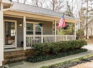 208 Deep Pool Ct, Benson, NC 27504