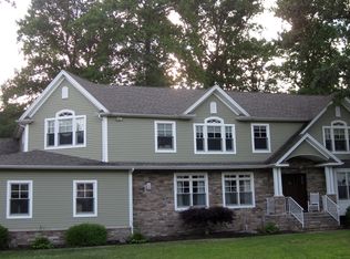 85 Hemlock Ter, Wayne, NJ 07470